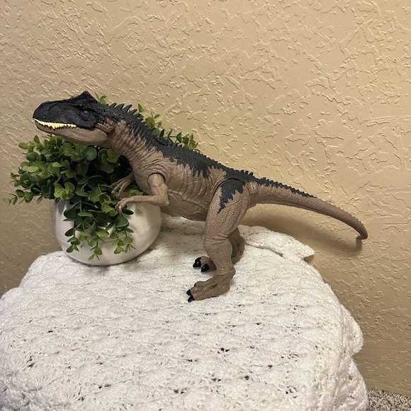 Jurassic World Dominion Extreme Damage Roarin' Allosaurus HFK06 Dinosaur Mattel - Picture 9 of 14